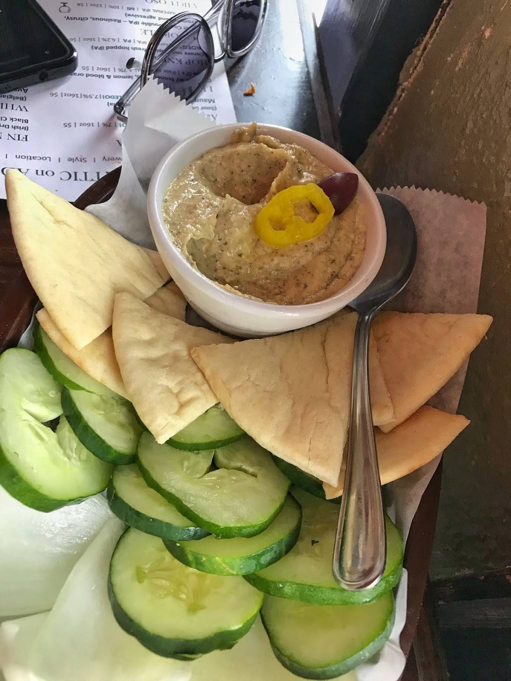 Attic On Adams | restaurant | 1701 Adams St, Toledo, OH 43604, USA | 4192435350 OR +1 419-243-5350