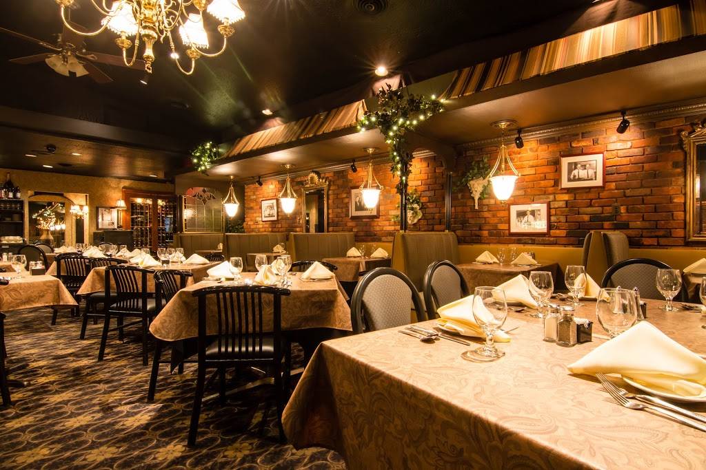 Mr. Pauls Chop House | restaurant | 29850 Groesbeck Hwy, Roseville, MI 48066, USA | 5867777770 OR +1 586-777-7770