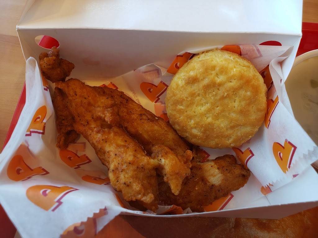 Popeyes Louisiana Kitchen | restaurant | 1058 E Tucson Marketplace Blvd, Tucson, AZ 85713, USA | 5206221554 OR +1 520-622-1554