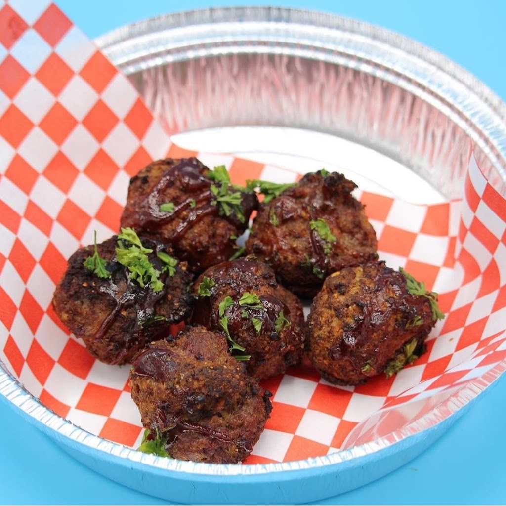 JDs WINGZ & THINGZ | restaurant | 117 E Chapman Ave, Placentia, CA 92870, USA | 7149837442 OR +1 714-983-7442