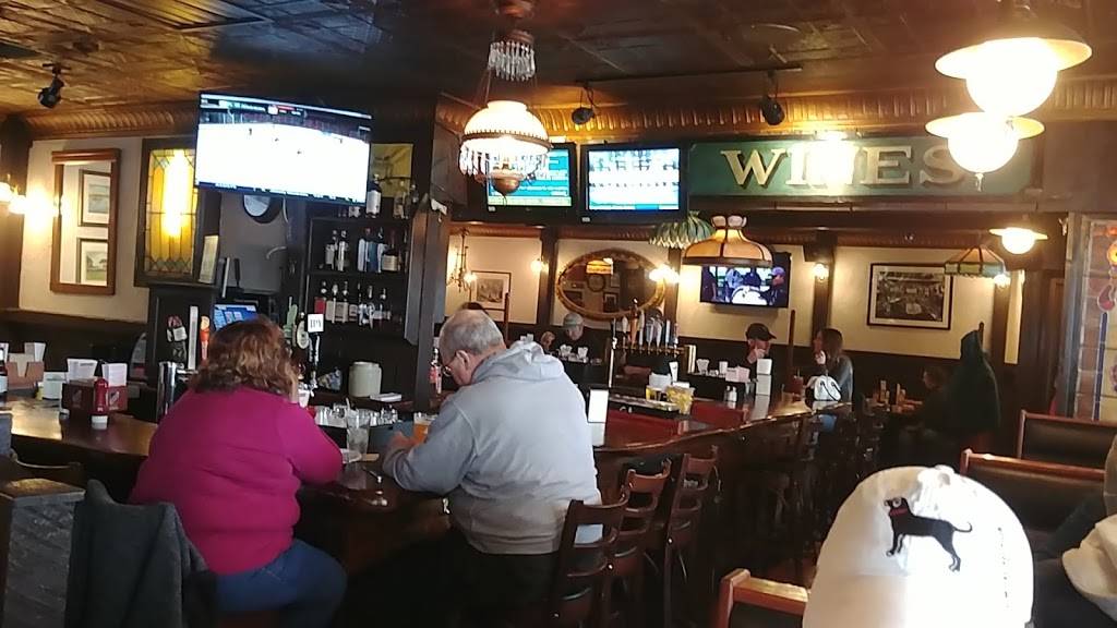 Bobby Byrnes Restaurant & Pub | restaurant | 489 Bearses Way, Hyannis, MA 02601, USA | 5087751425 OR +1 508-775-1425