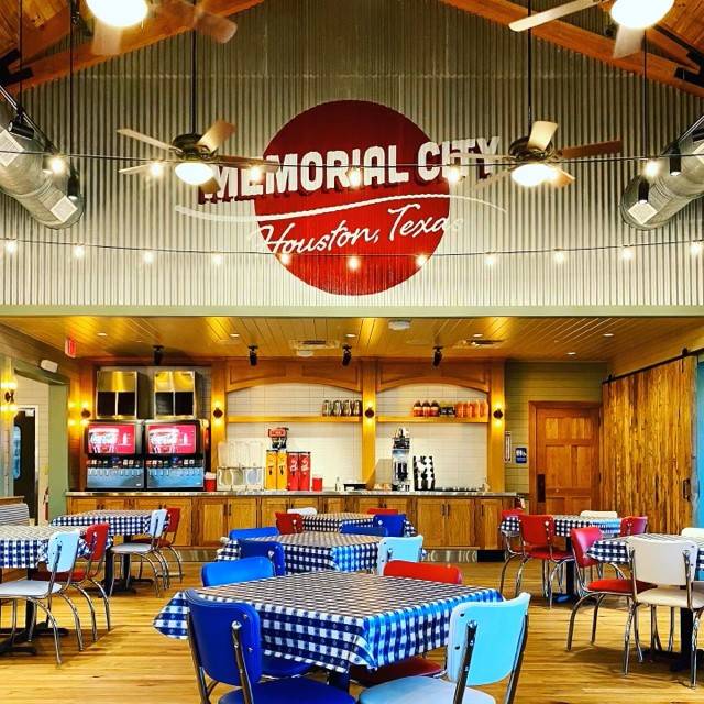 Mias Table - Memorial City | restaurant | 1035 Gessner Rd, Houston, TX 77055, USA | 2818576939 OR +1 281-857-6939