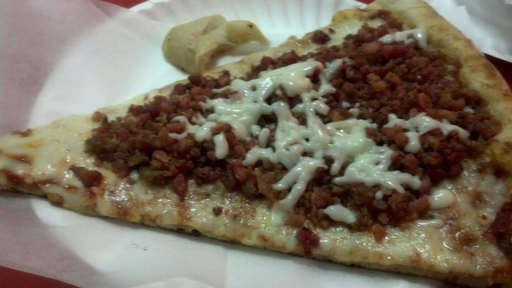 Joes Pizza | restaurant | 703 E 233rd St, Bronx, NY 10466, USA | 7182319150 OR +1 718-231-9150