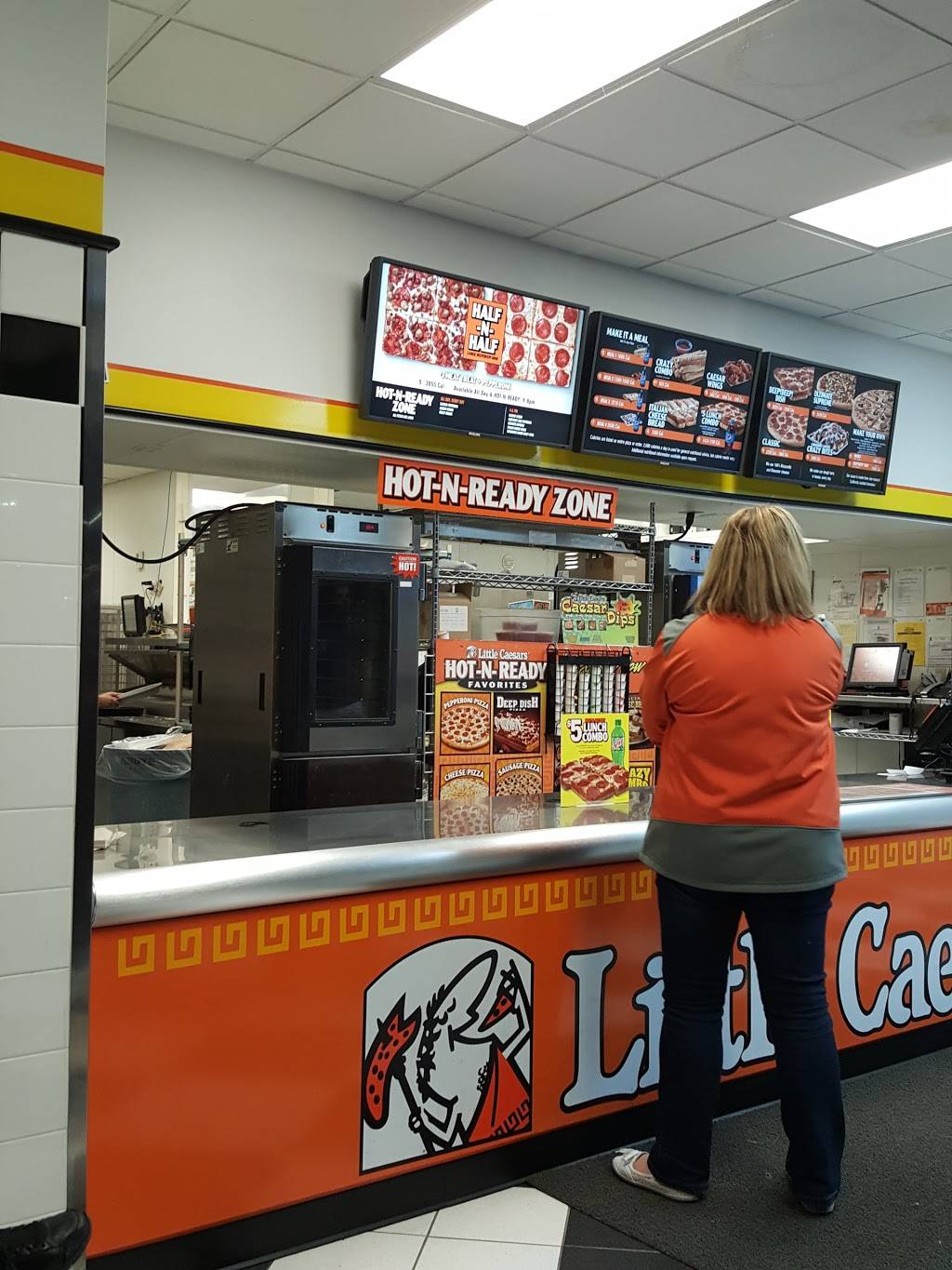 Little Caesars Pizza | meal takeaway | 6144 Rose Hill Dr, Alexandria, VA 22310, USA | 7033477766 OR +1 703-347-7766