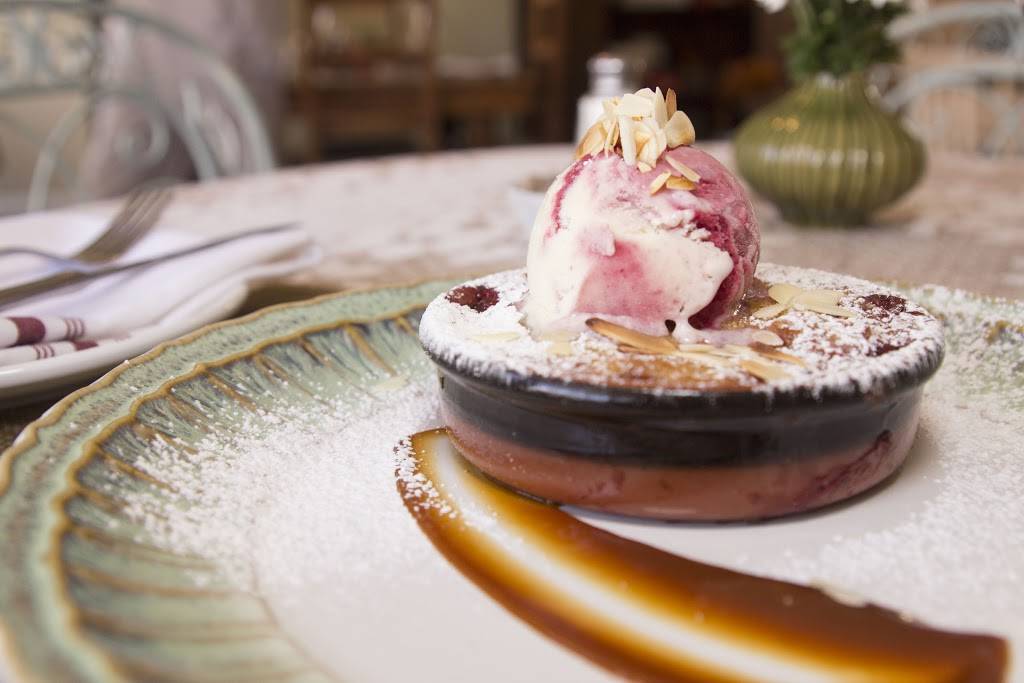 Maison 1890 | restaurant | 114 Rue Saint Vincent, Sainte-Agathe-des-Monts, QC J8C 1P4, Canada | 8193241890 OR +1 819-324-1890