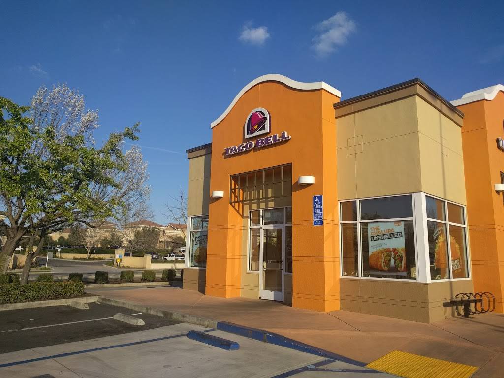 Taco Bell | meal takeaway | 1085 E Champlain Dr, Fresno, CA 93720, USA | 5594339188 OR +1 559-433-9188