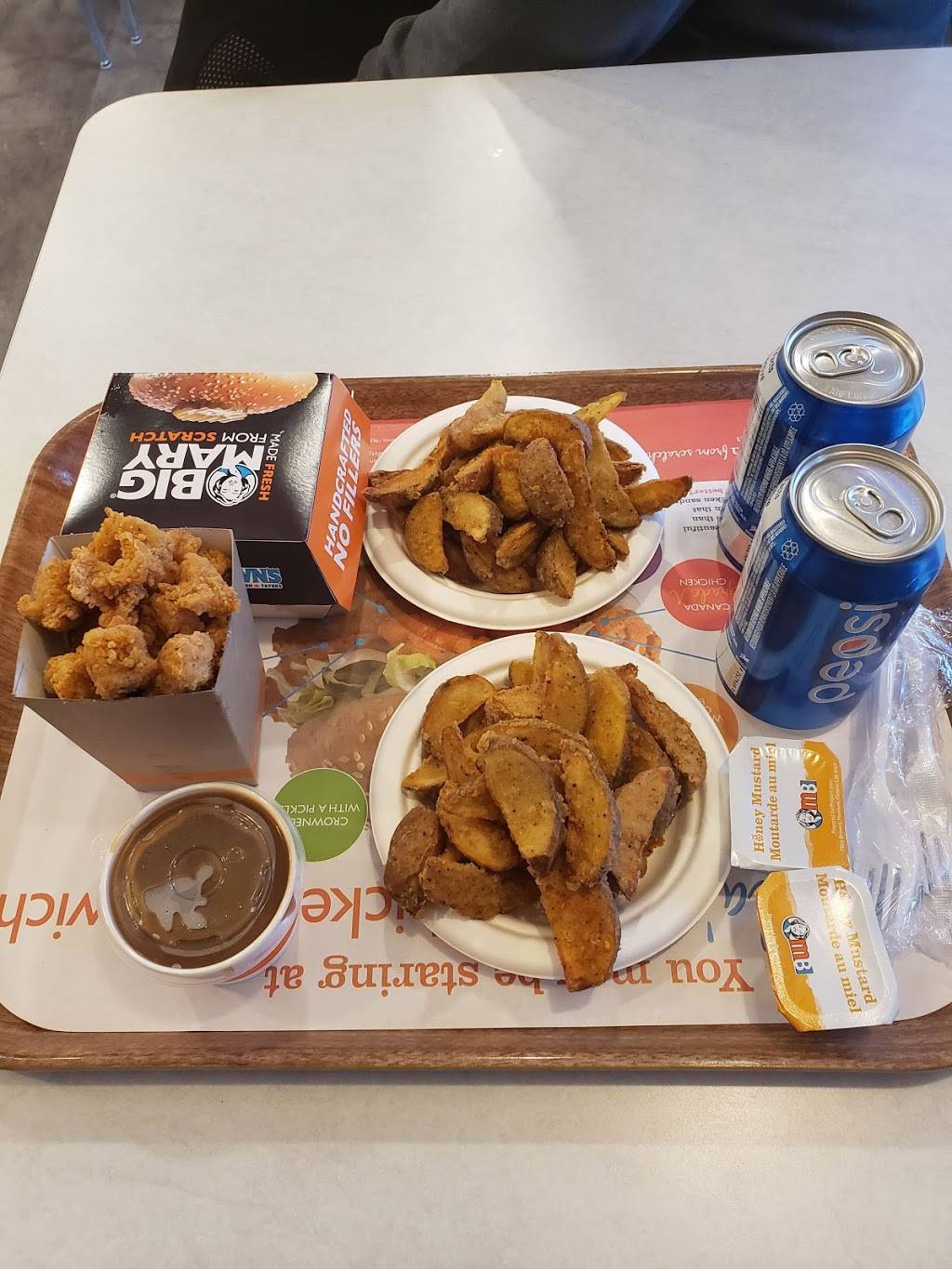 Mary Browns Chicken & Taters! | restaurant | 400 King St W, Oshawa, ON L1J 2J9, Canada | 9055767787 OR +1 905-576-7787