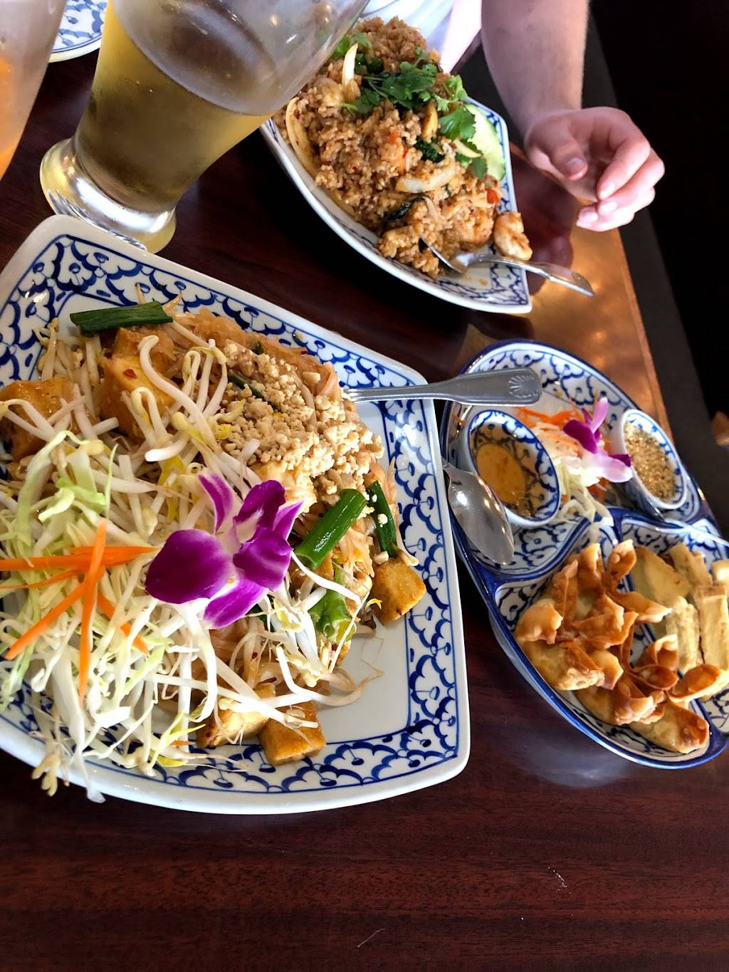 Chili Thai Restaurant | restaurant | 7406 27th St W, University Place, WA 98466, USA | 2535649099 OR +1 253-564-9099