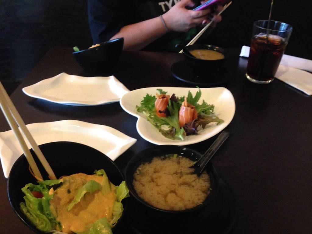 Mizu Sushi and Hibachi | restaurant | 1111 Easton Rd, Warrington, PA 18976, USA | 2153438838 OR +1 215-343-8838