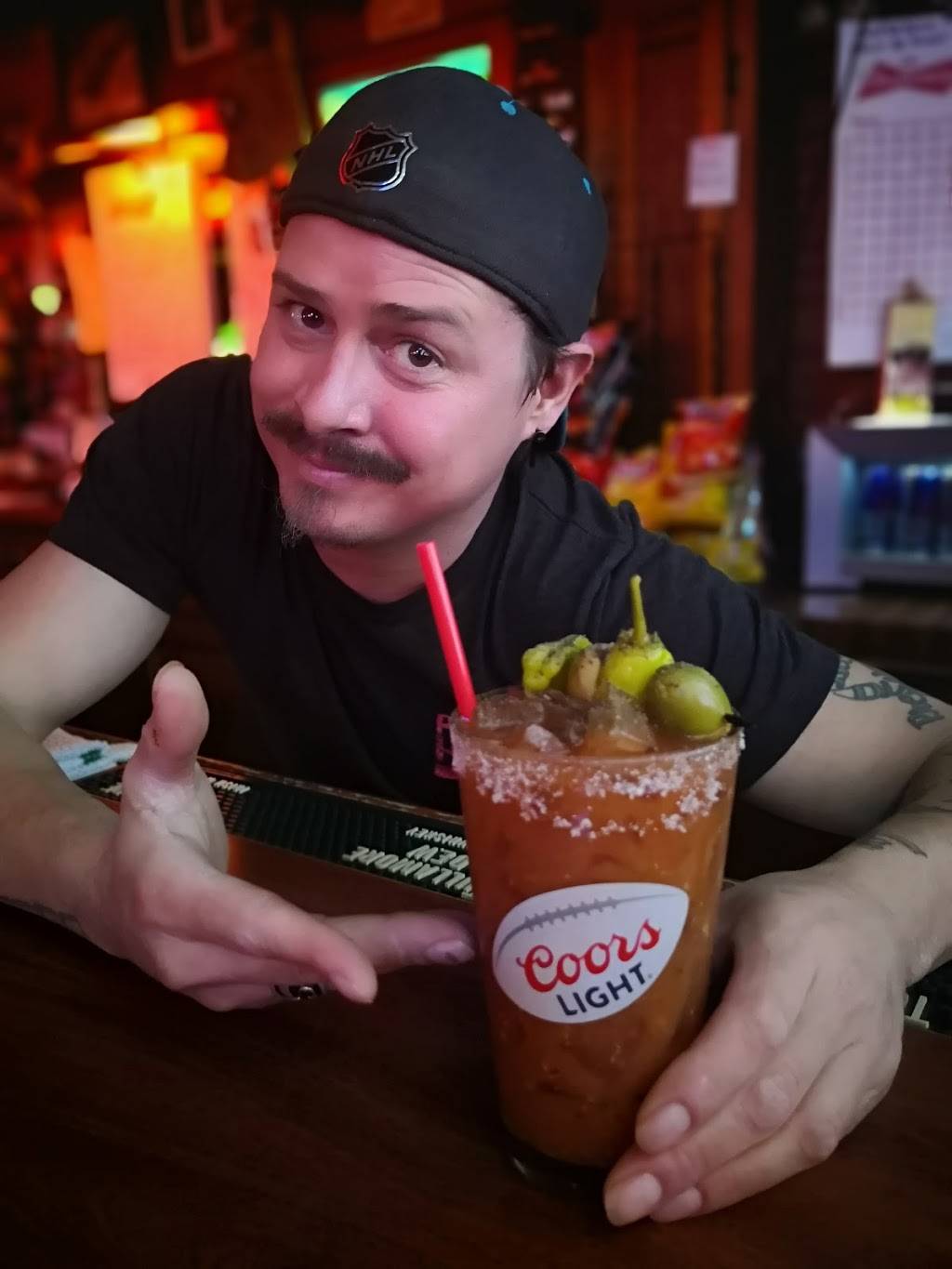 Luckes Saloon | restaurant | 1455 S Wells Ave, Reno, NV 89502, United States | 7753249432 OR +1 775-324-9432