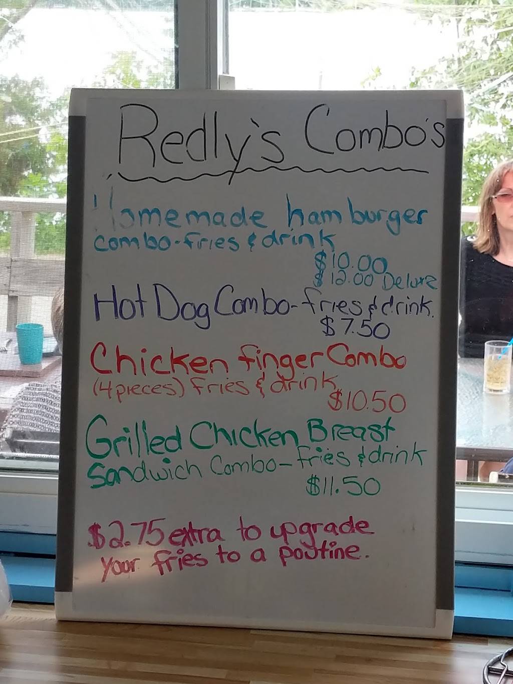 Redlys Country Kitchen | restaurant | 116 Oak Lake Rd, Stirling, ON K0K 3E0, Canada | 6133950343 OR +1 613-395-0343
