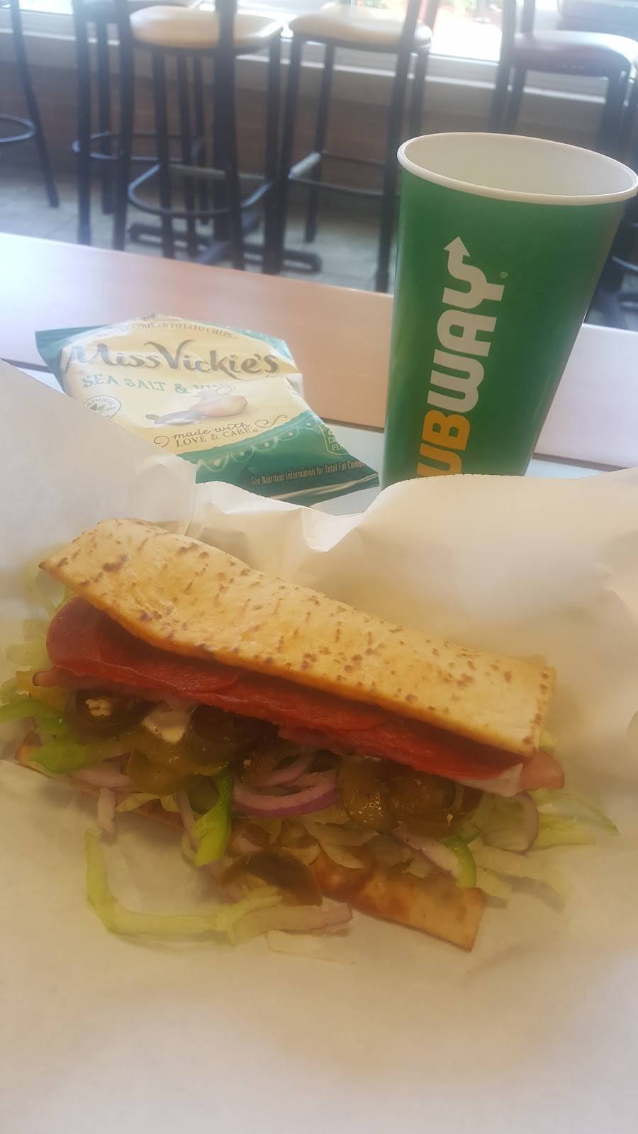 Subway | meal takeaway | Kedzie & Wilson, 4552 N Kedzie Ave, Chicago, IL 60625, USA | 7734428730 OR +1 773-442-8730
