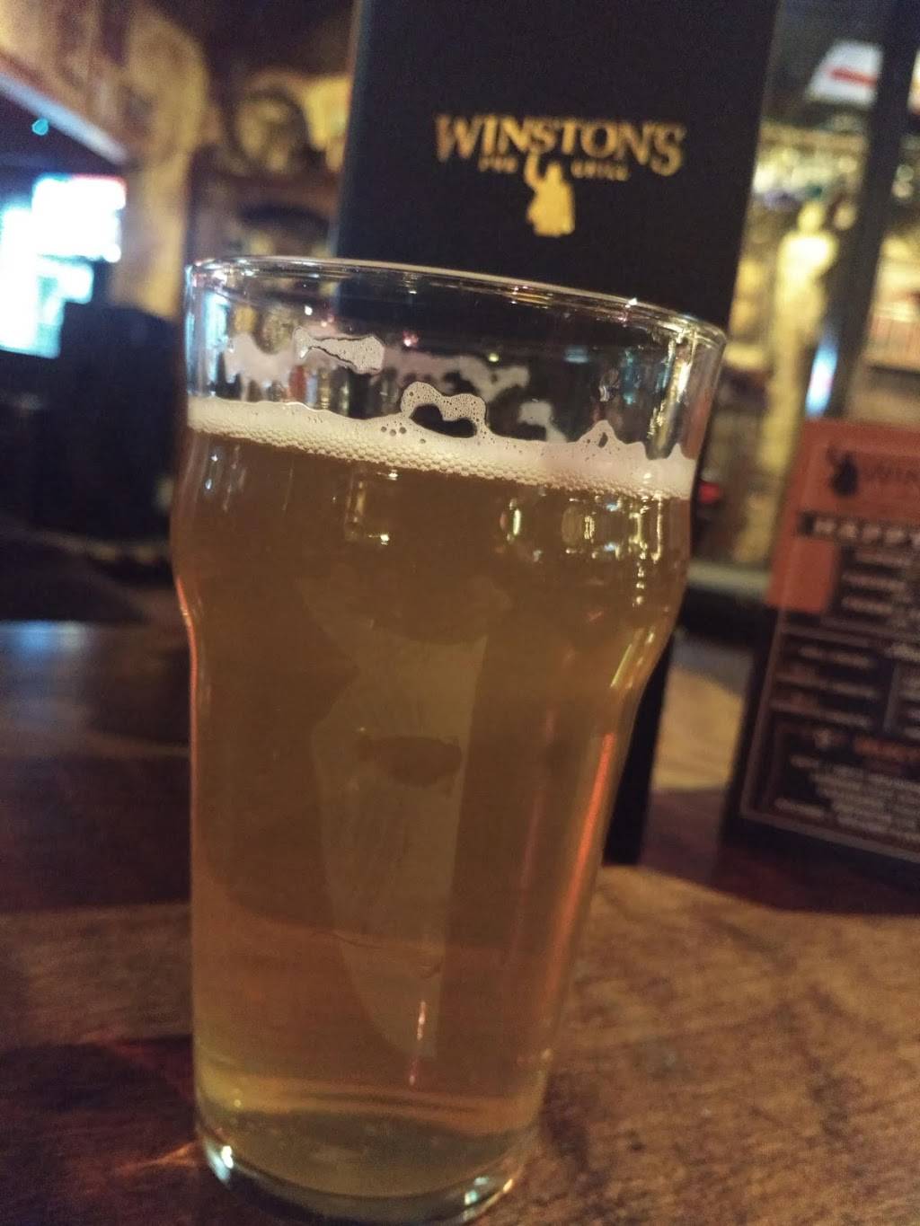 Winstons Pub & Grill | restaurant | 8101 E Belleview Ave, Denver, CO 80237, USA | 3035772790 OR +1 303-577-2790