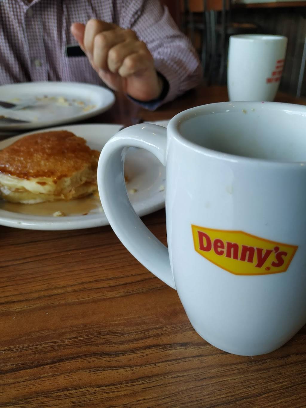 Dennys | restaurant | 683 N Grand Ave, Nogales, AZ 85621, USA | 5202874572 OR +1 520-287-4572