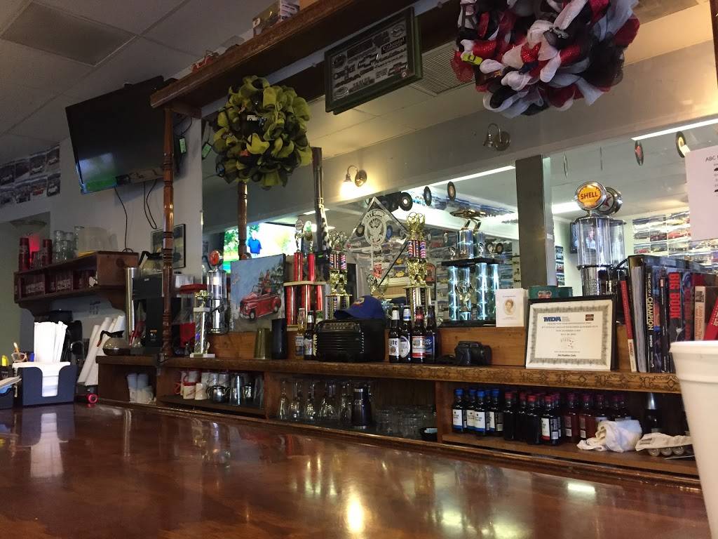 Hotrodders Cafe | cafe | 1457 Mt Pleasant Rd # 110, Chesapeake, VA 23322, USA | 7575461950 OR +1 757-546-1950