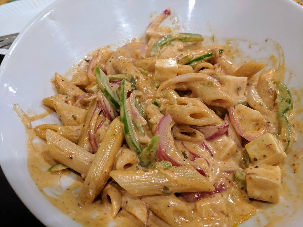 Chicagos Pizza With A Twist | meal delivery | 5645 Lee Hwy, Arlington, VA 22207, USA | 5713471700 OR +1 571-347-1700