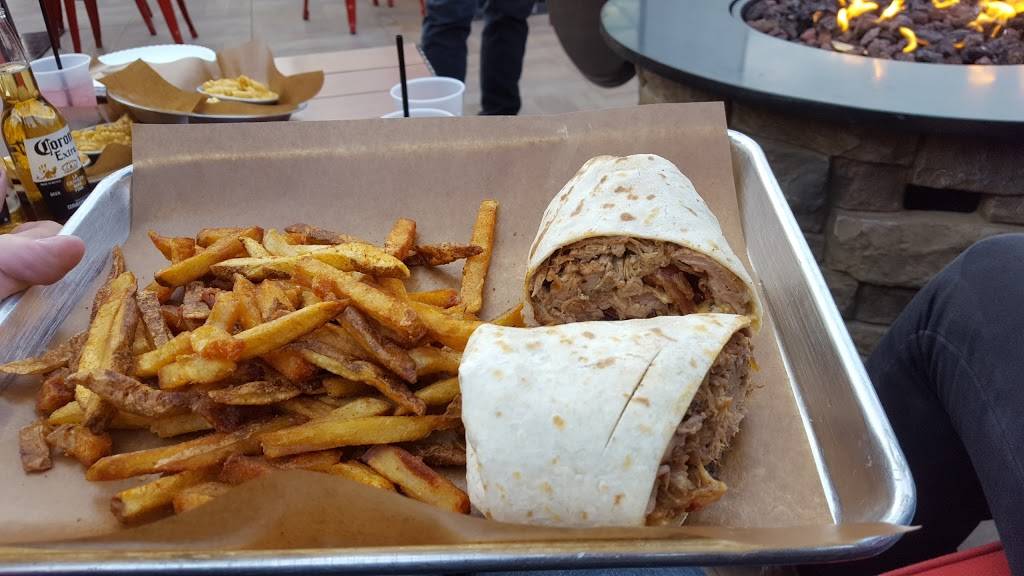 Old Crow Smokehouse | restaurant | 3506 N Clark St, Chicago, IL 60657, USA | 7735374452 OR +1 773-537-4452