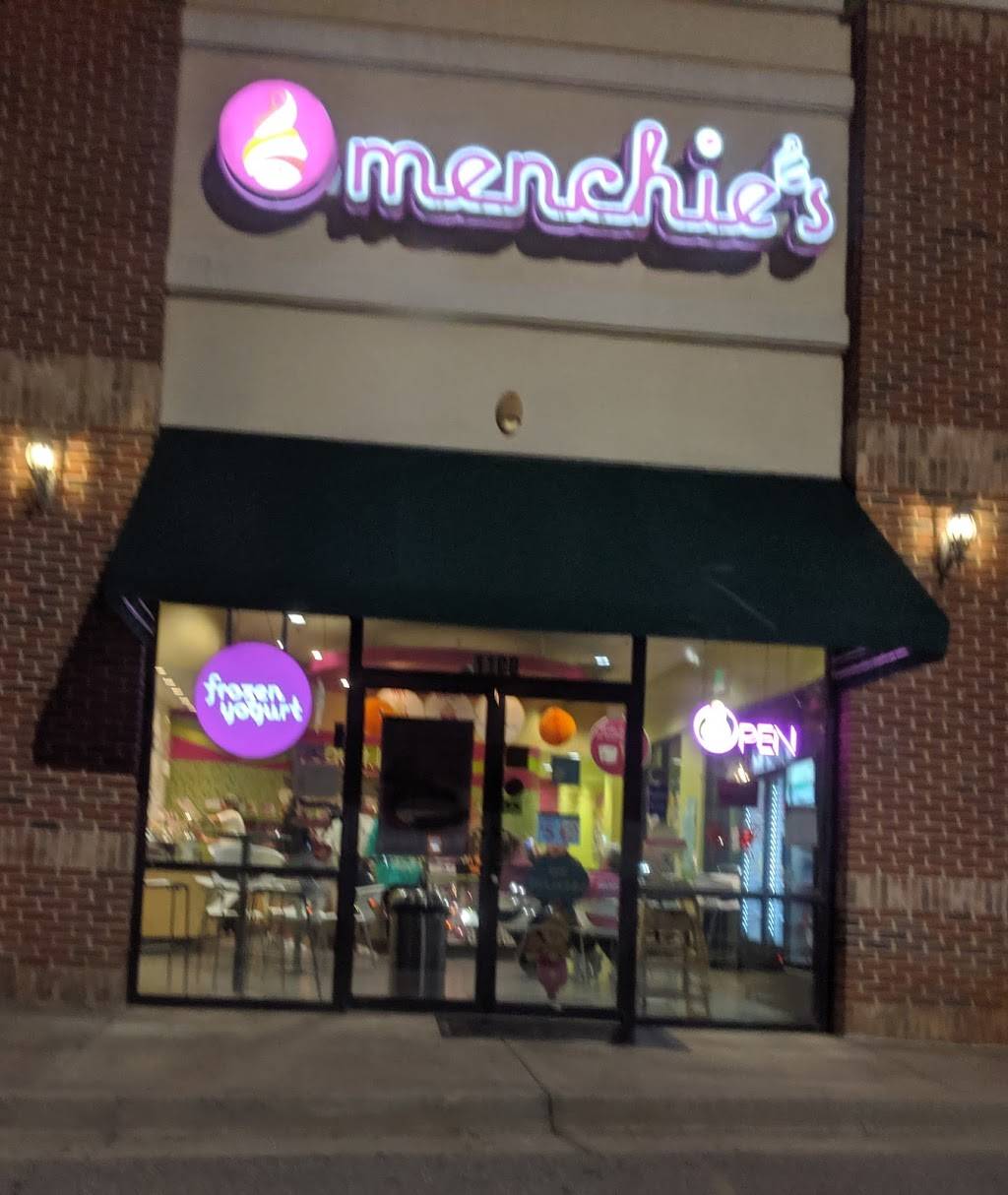 Menchies Frozen Yogurt | bakery | 3030 Watson Blvd Suite 1100, Warner Robins, GA 31093, USA | 4789531910 OR +1 478-953-1910
