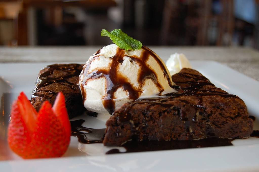 The Trail House | restaurant | 6751 Old Monroe Rd, Indian Trail, NC 28079, USA | 7047764655 OR +1 704-776-4655