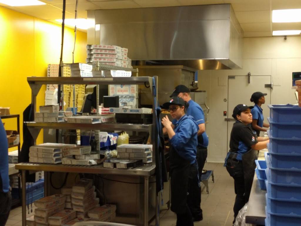 Dominos Pizza | meal delivery | 348 Huntington Dr, Monrovia, CA 91016, USA | 6263032655 OR +1 626-303-2655