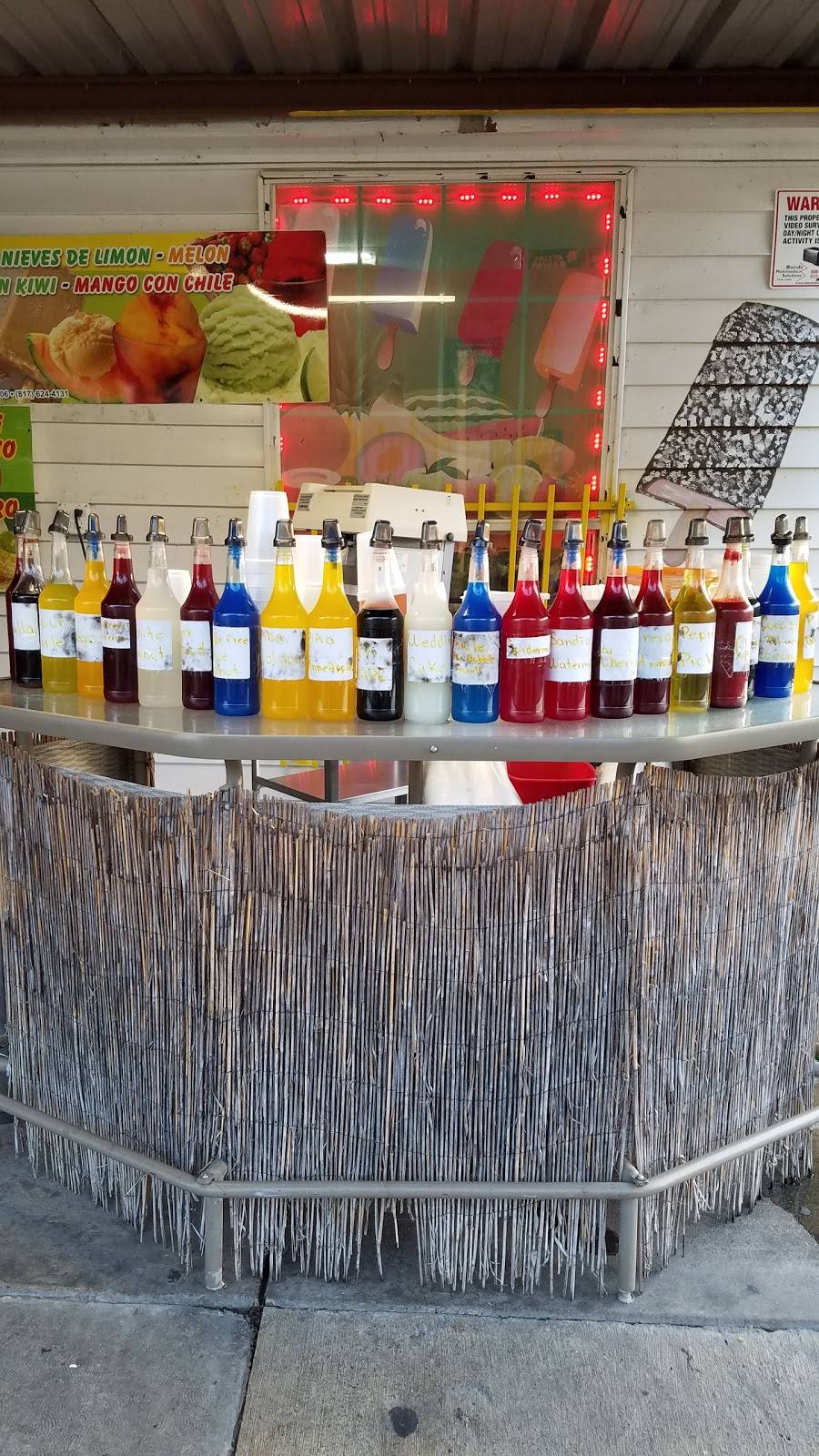 Paleteria La Mexicana | restaurant | 3307 Azle Ave, Fort Worth, TX 76106, USA | 8176244131 OR +1 817-624-4131