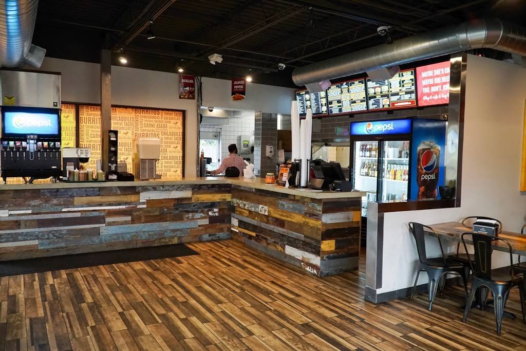 El Burrito Loco | restaurant | 1659 Plainfield Rd, Crest Hill, IL 60403, USA | 8157256616 OR +1 815-725-6616