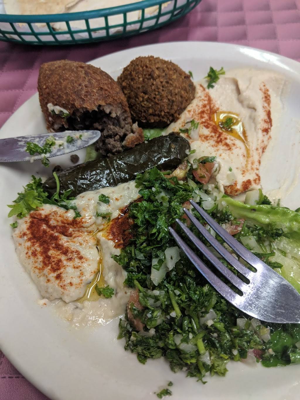 Cedars of Lebanon | restaurant | 103 Centerway, Greenbelt, MD 20770, USA | 3013450100 OR +1 301-345-0100