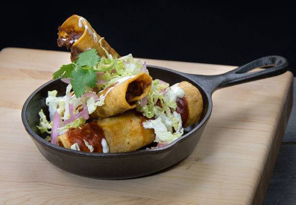 Dust Cutter | restaurant | 100 N 1st St, Phoenix, AZ 85004, USA | 6023330000 OR +1 602-333-0000