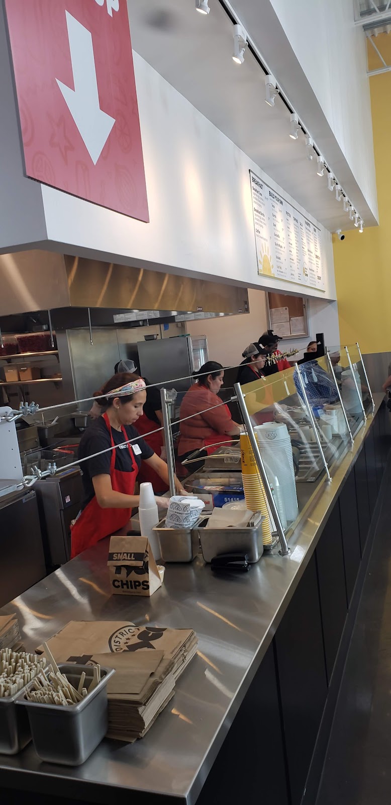 District Taco | meal takeaway | 1334 Chain Bridge Rd Suite 103, McLean, VA 22101, USA | 5714615070 OR +1 571-461-5070