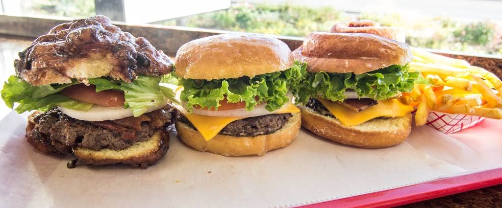 DK Donuts & Burgers | restaurant | 1090 S Lapeer Rd, Oxford, MI 48371, USA | 2489690889 OR +1 248-969-0889