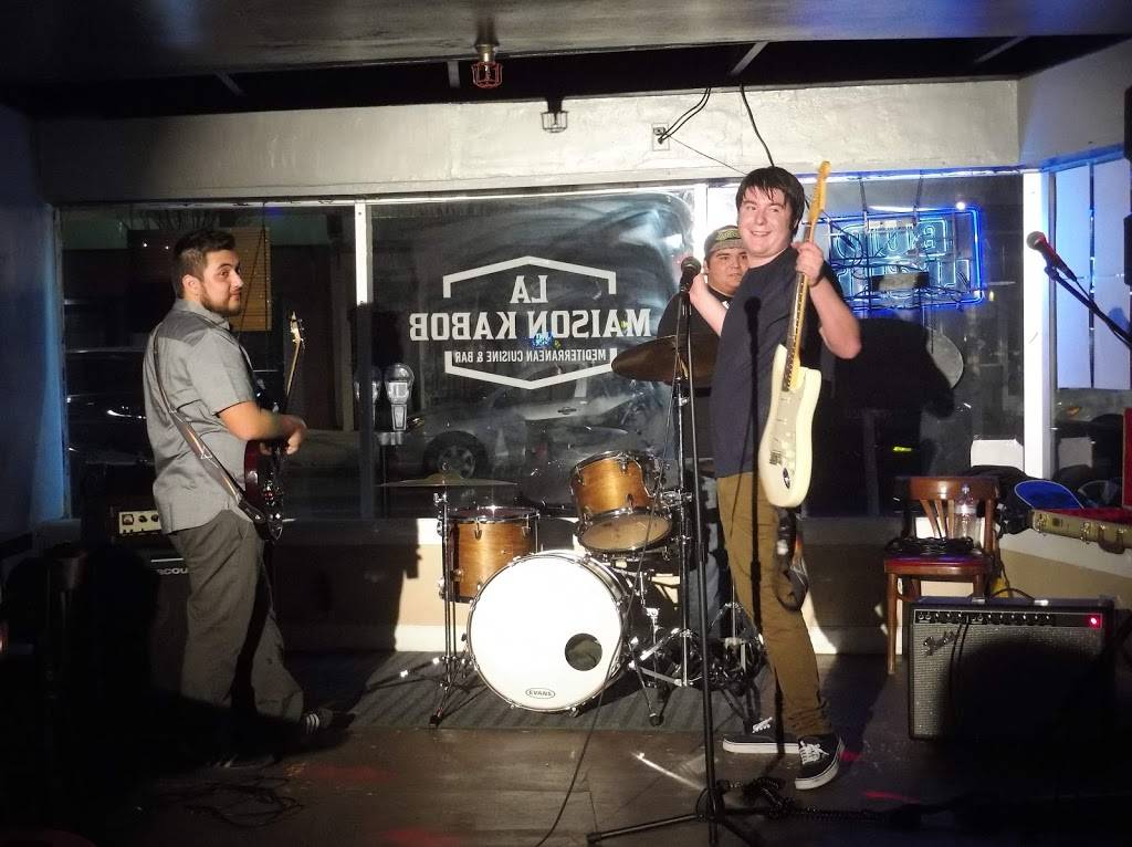 La Maison Kabob | restaurant | 1243 Fulton Mall, Fresno, CA 93721, USA | 5597217232 OR +1 559-721-7232