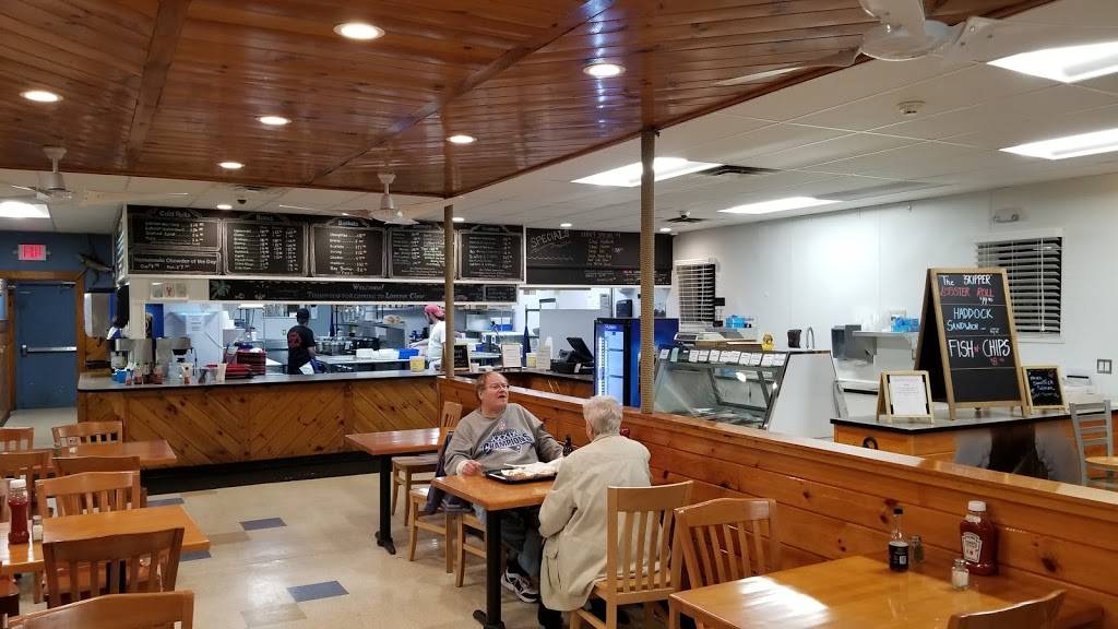 Lobster Claw Seafoods | restaurant | 3 Main St, North Reading, MA 01864, USA | 9786646349 OR +1 978-664-6349