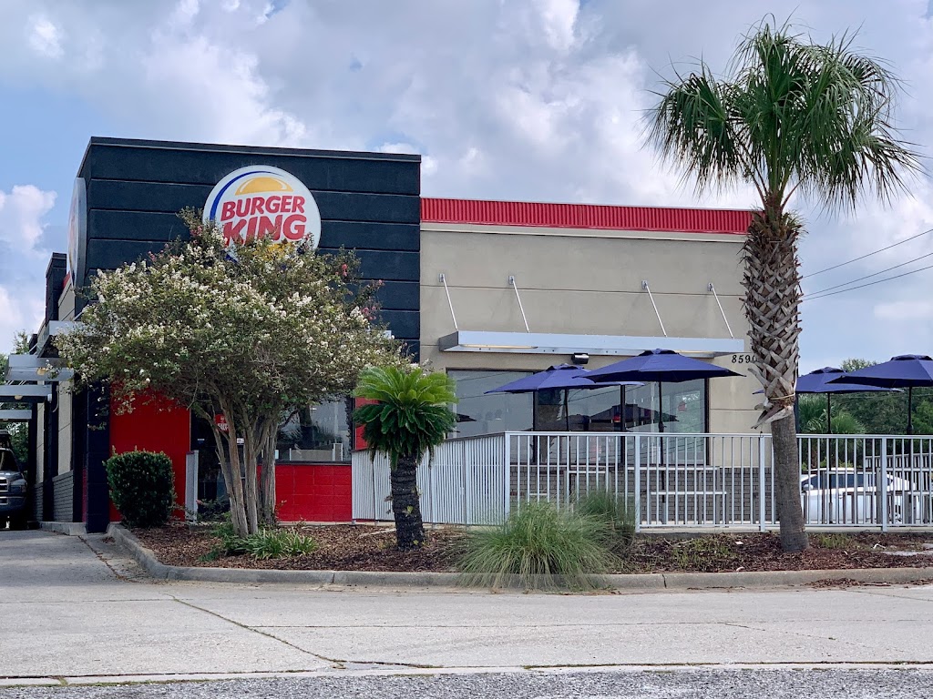 Burger King | restaurant | 8590 Navarre Pkwy, Navarre, FL 32566, USA | 8509391659 OR +1 850-939-1659