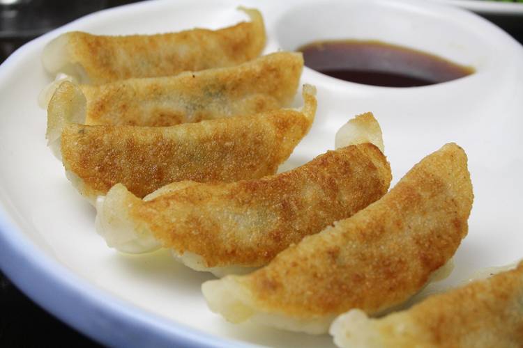 Hes Cafe | restaurant | 1505 Texas Ave B, College Station, TX 77840, USA | 9796938889 OR +1 979-693-8889