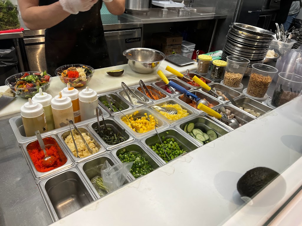 Poke Row | restaurant | 2735 NW Crossing Dr #105, Bend, OR 97703, USA | 5413066796 OR +1 541-306-6796