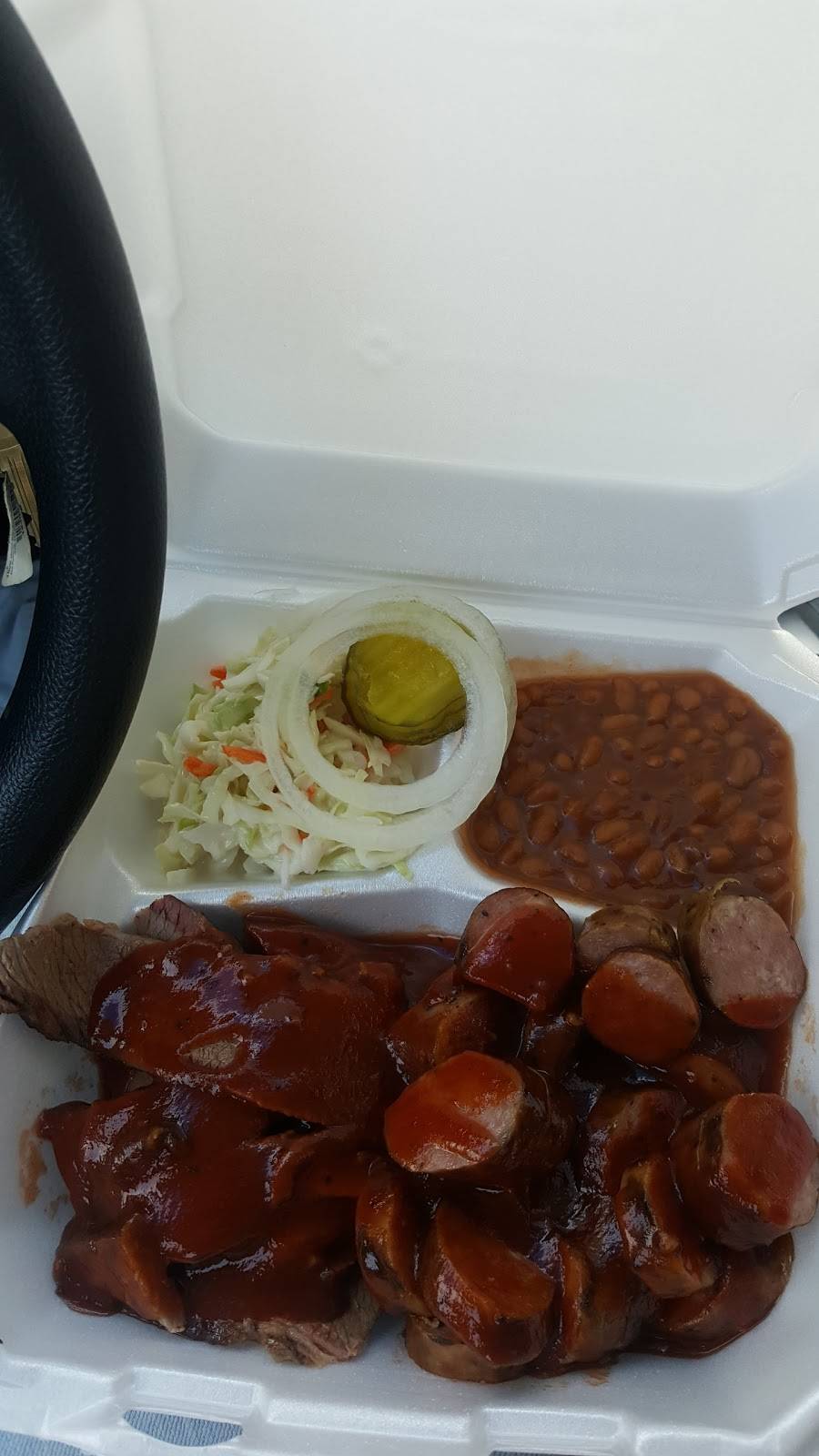 Whups Boomerang Barbecue | restaurant | 1203 Bennett St, Marlin, TX 76661, USA | 2548835770 OR +1 254-883-5770