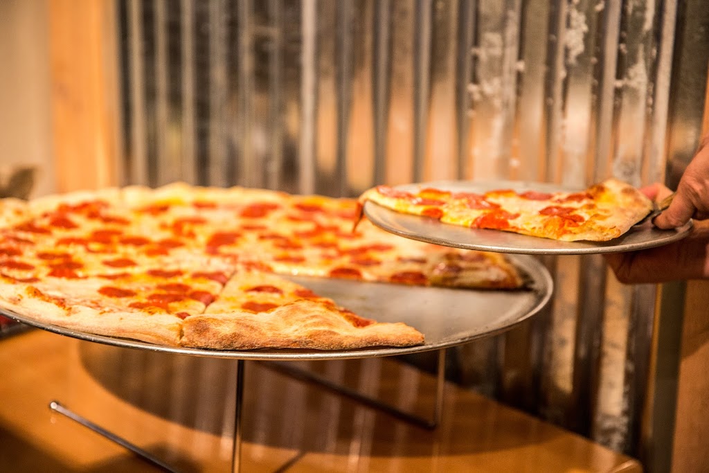 Mikeys Pizza | restaurant | 611 3rd St, Crested Butte, CO 81224, USA | 9703491110 OR +1 970-349-1110