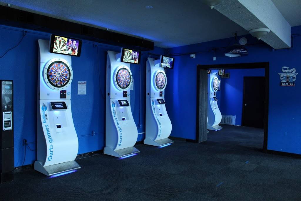 Captain’s Sports Lounge | restaurant | 27909 E Colbern Rd, Lees Summit, MO 64086, USA | 8165785770 OR +1 816-578-5770