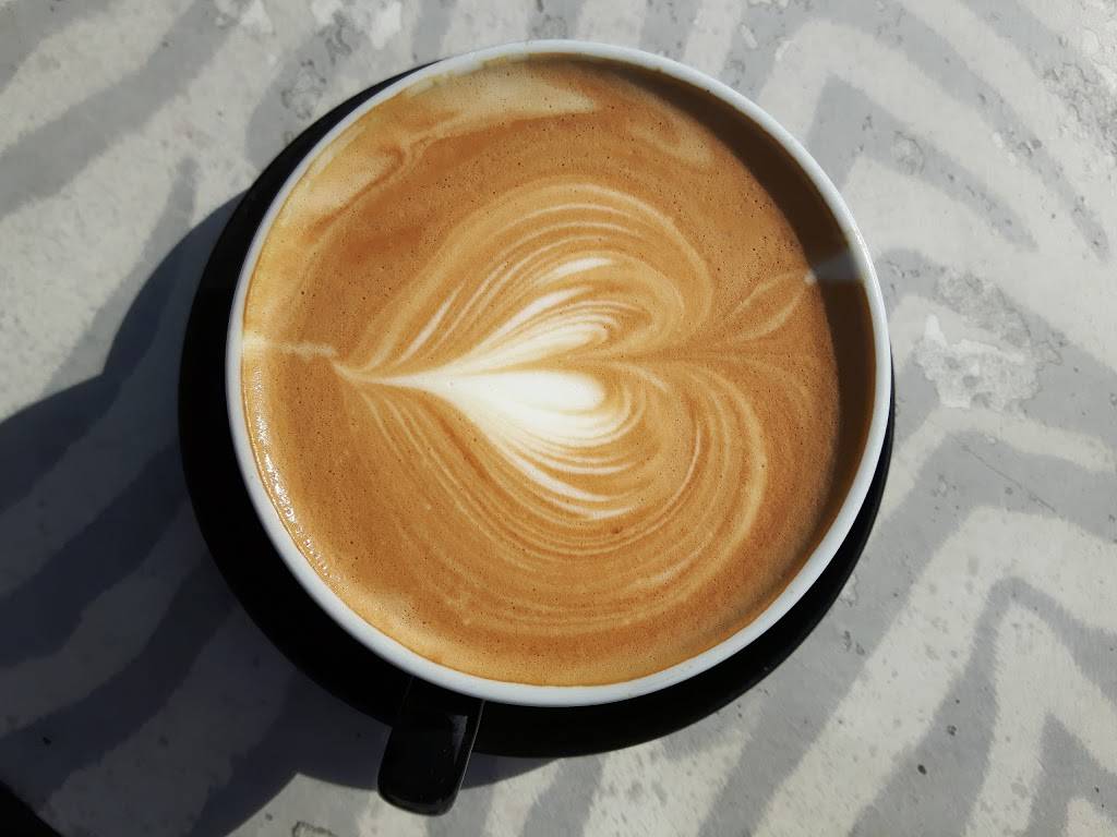 ES Café | cafe | 1365 Route des Rivières #110, Saint-Nicolas, QC G7A 2V6, Canada | 4188369324 OR +1 418-836-9324