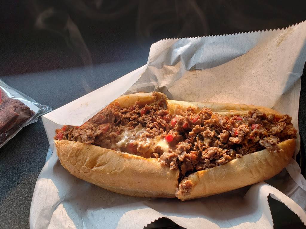 Avenue Deli | restaurant | 93 School St, Watertown, MA 02472, USA | 8573044667 OR +1 857-304-4667