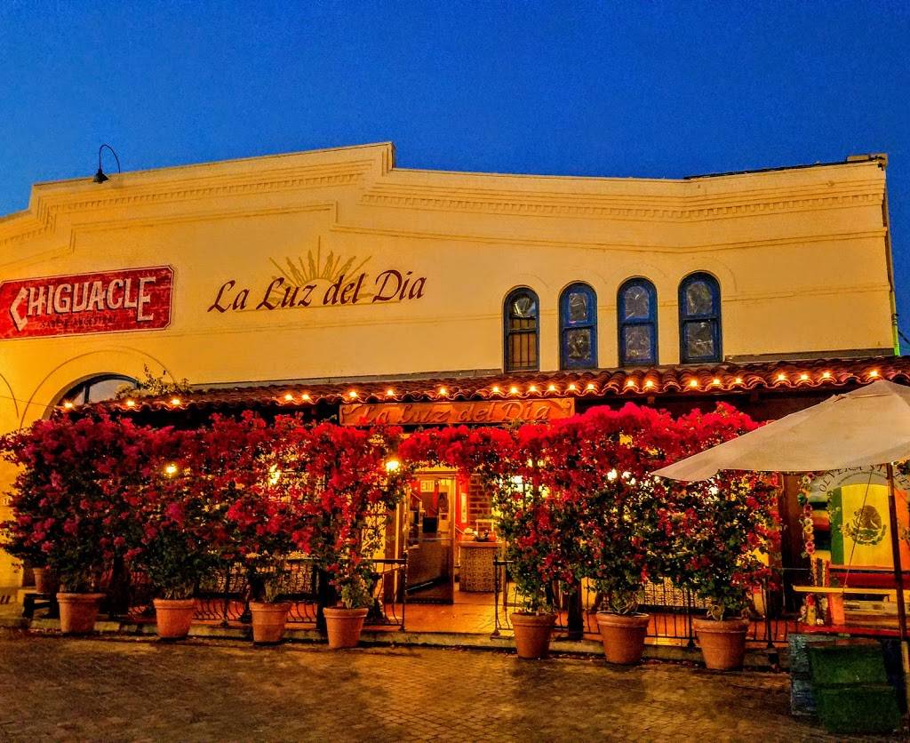 La Luz Del Dia Restaurant | restaurant | W, 1 Olvera St, Los Angeles, CA 90012, USA | 2136287495 OR +1 213-628-7495