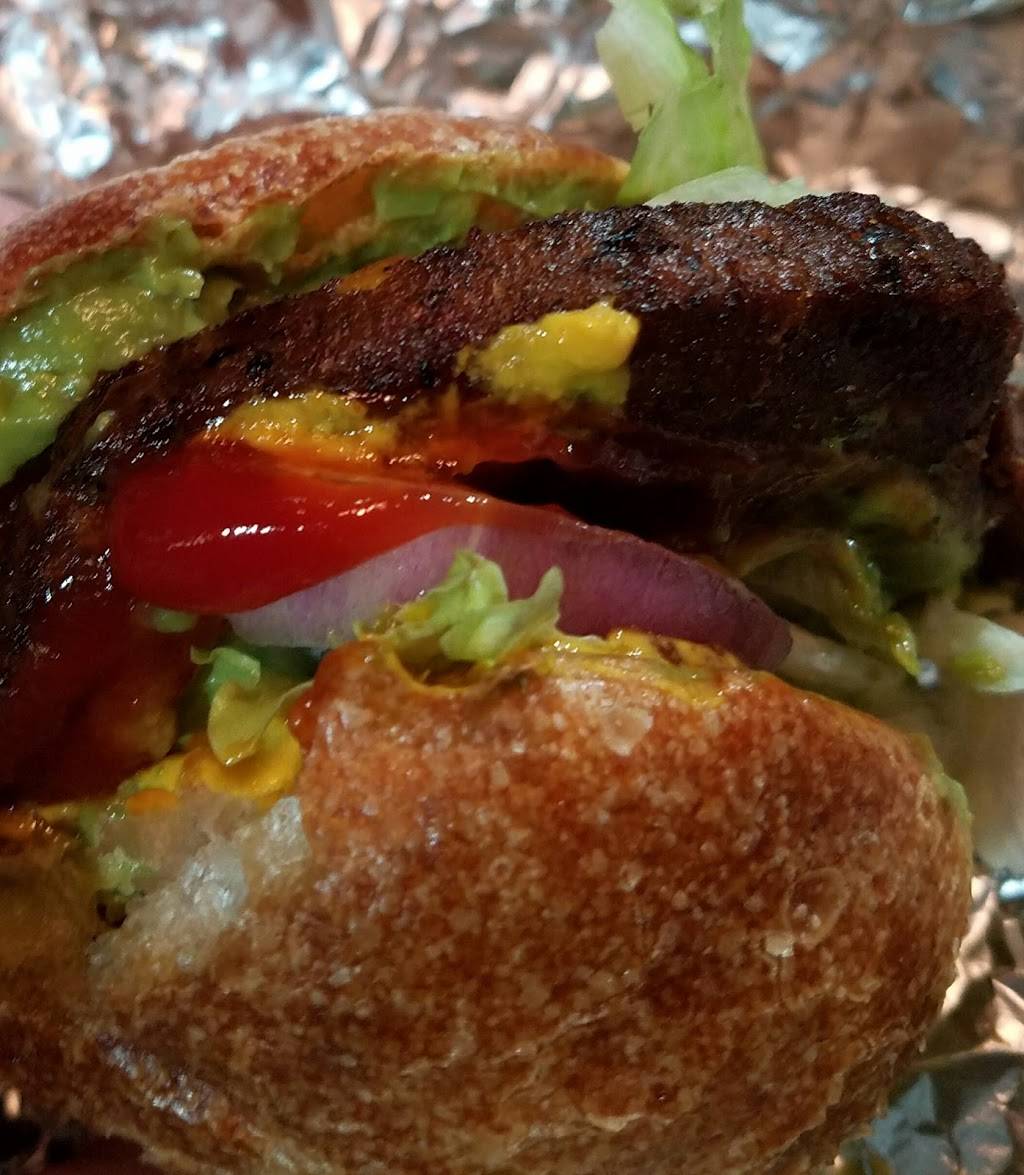 Good Times Burgers & Frozen Custard | restaurant | 2095 S Broadway, Denver, CO 80210, USA | 3037449711 OR +1 303-744-9711