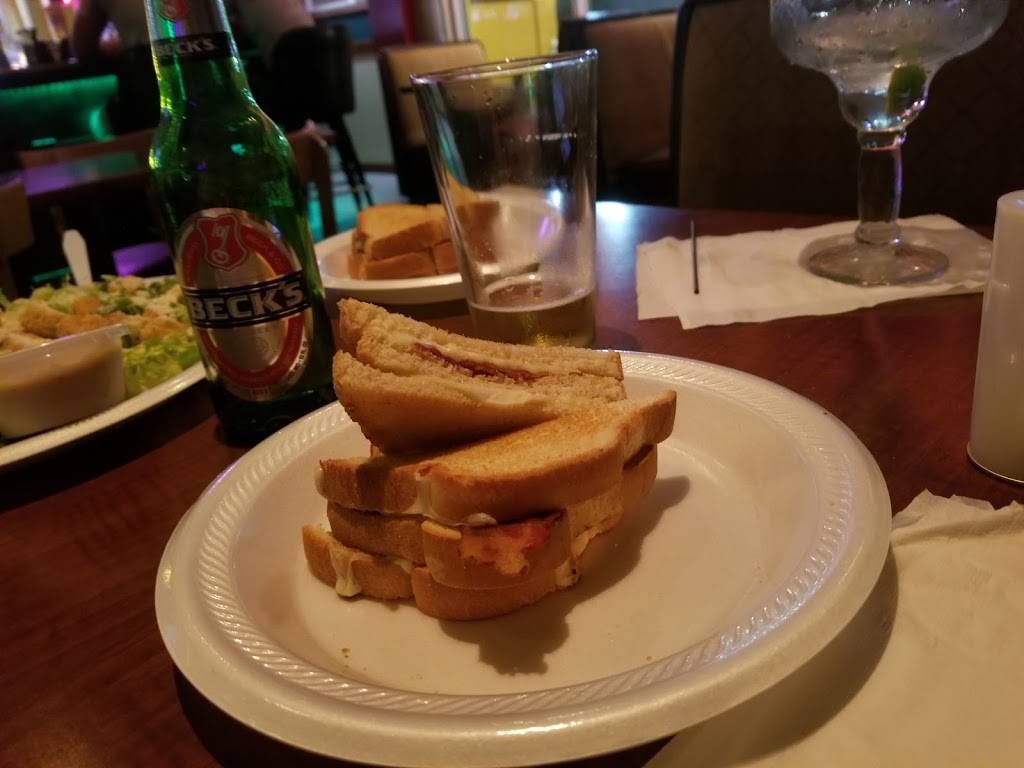 Dinos Pizza | restaurant | 1307 South Ocean Boulevard, Myrtle Beach, SC 29577, USA | 8434487497 OR +1 843-448-7497