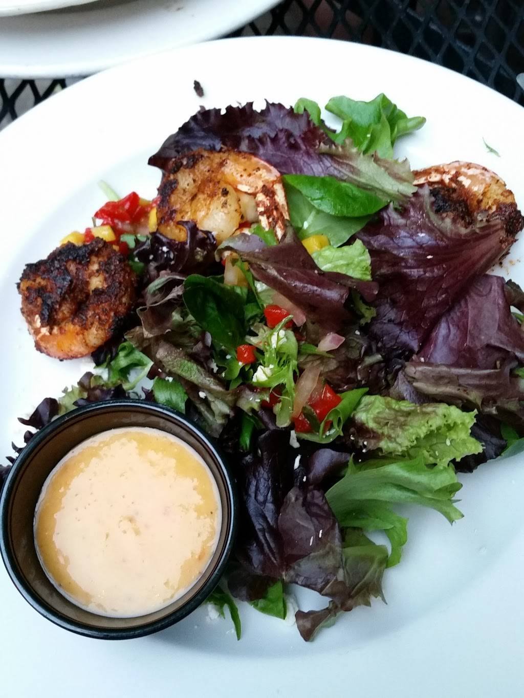 Sixth & Vine | restaurant | 209 W 6th St, Winston-Salem, NC 27101, USA | 3367255577 OR +1 336-725-5577