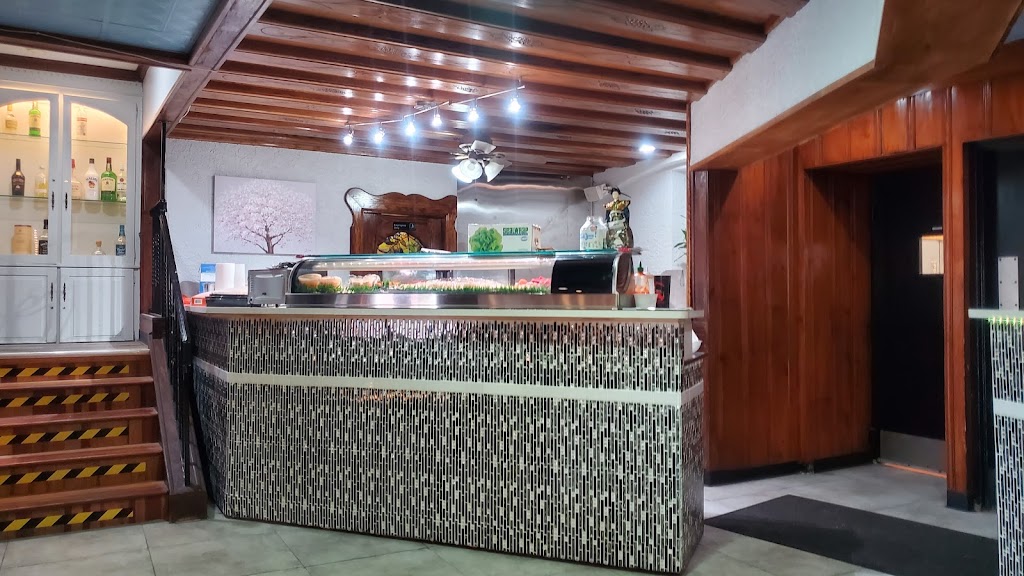John’s Sushi House | restaurant | 7980 Oxford Ave, Philadelphia, PA 19111, USA | 2677032388 OR +1 267-703-2388