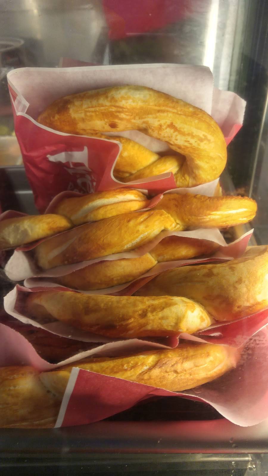 Mr Pretzels | restaurant | 100 Bayshore Dr, Nepean, ON K2B 8C1, Canada | 6138299899 OR +1 613-829-9899