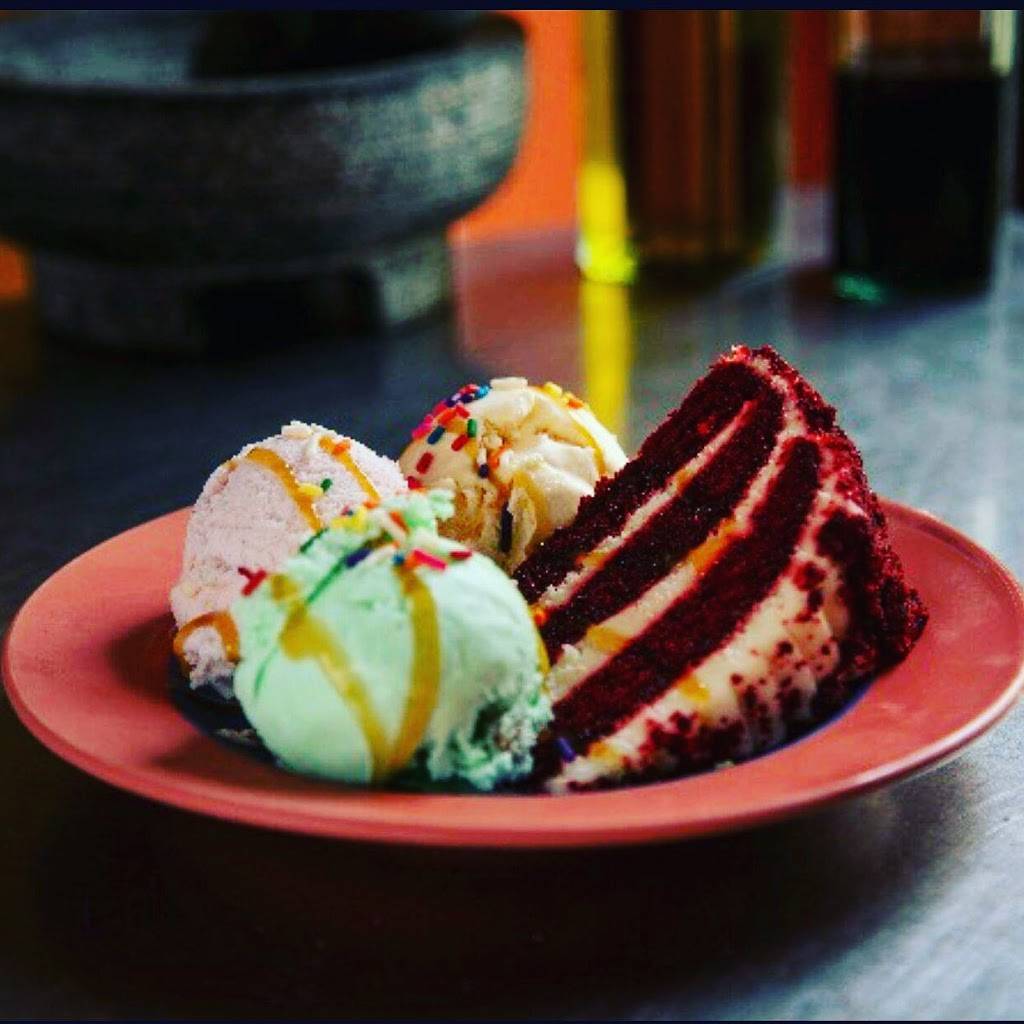 Corner Stone Pizza Cafe | restaurant | 5 Bowdoin St, Boston, MA 02124, USA | 6178250033 OR +1 617-825-0033