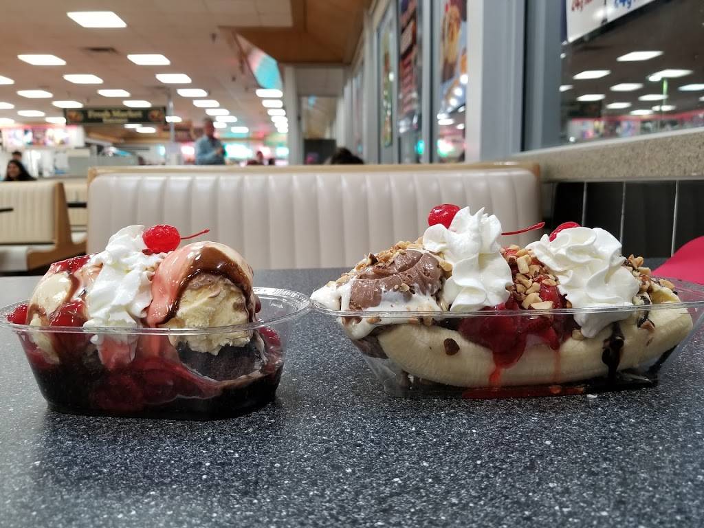 Braums Ice Cream & Burger Restaurant | restaurant | 2005 W Parker Rd, Plano, TX 75023, USA | 9725963358 OR +1 972-596-3358