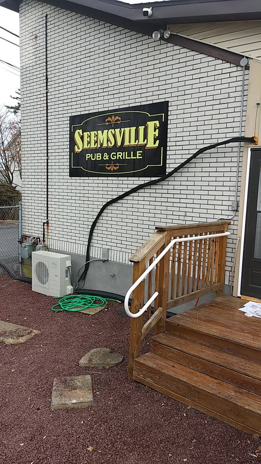 Seemsville Pub & Grille | restaurant | 3819 Seemsville Rd, Northampton, PA 18067, USA | 6106971799 OR +1 610-697-1799
