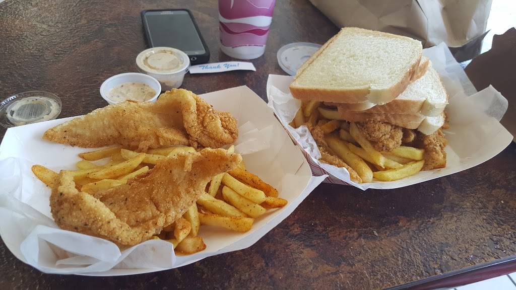 Catfish Floyds | restaurant | 710 Ann Arbor Ave, Dallas, TX 75216, USA | 2143753736 OR +1 214-375-3736
